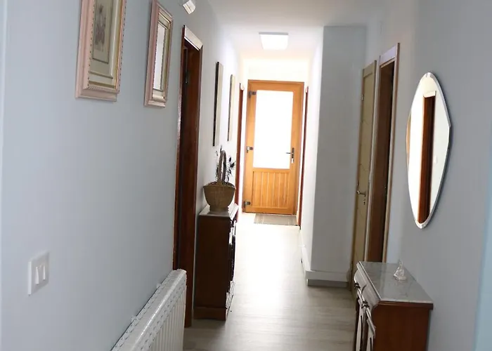 A De Jose Luis Semesterbostad Reis